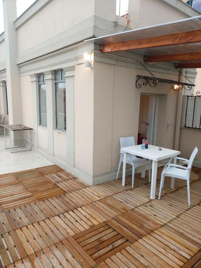 San Giovanni's Attic Apartamento *
