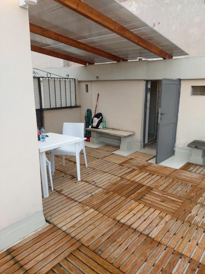 San Giovanni's Attic Rom