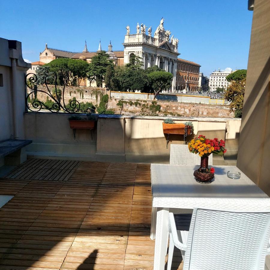 San Giovanni's Attic Apartamento